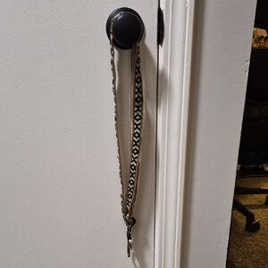 Joy Susan Black and White Key Holder